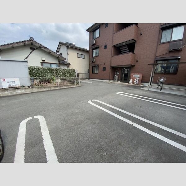 駐車場 (駐車場)