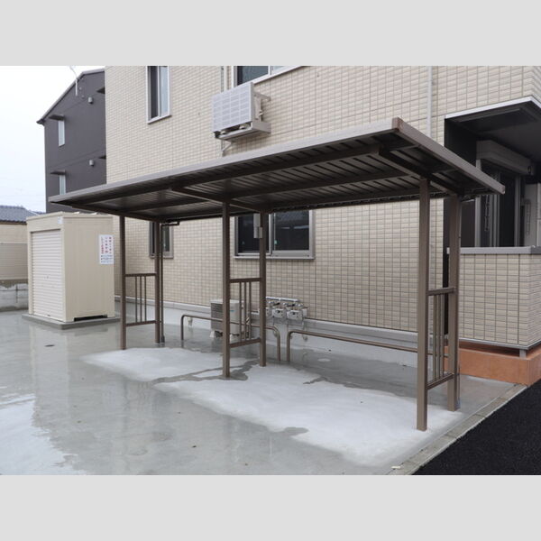 現地周辺 (エクレール上代Ⅱ駐輪場)