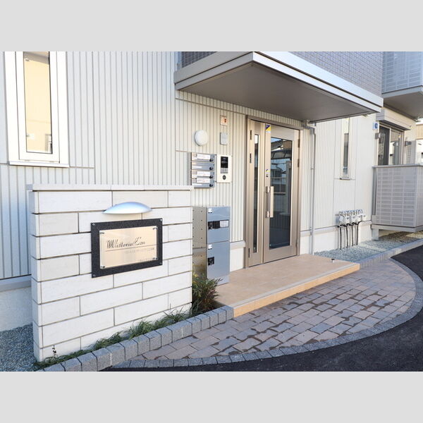 エントランス (ウィステリア江津エントランス)