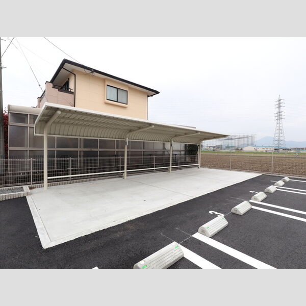 現地周辺 (駐輪場)