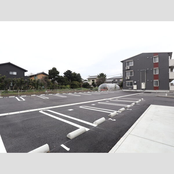 駐車場 (駐車場)