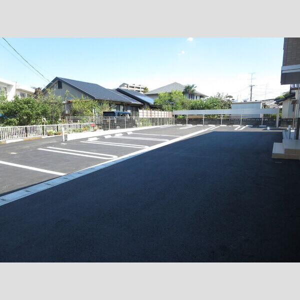 駐車場 (駐車場)