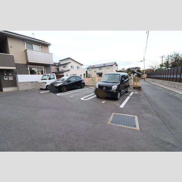 駐車場 (駐車場)