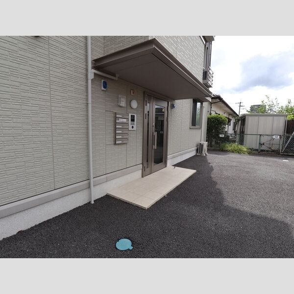 エントランス (エントランス)