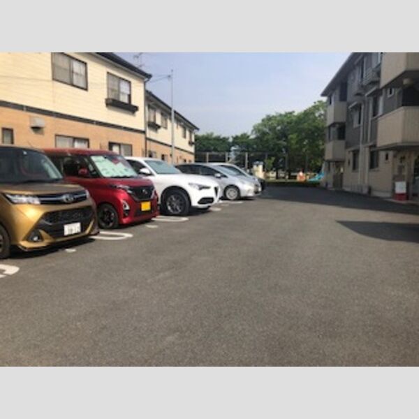 駐車場 (駐車場)