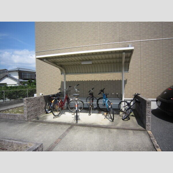 現地周辺 (サイクルポート)