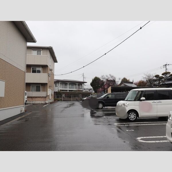 駐車場 (駐車場)
