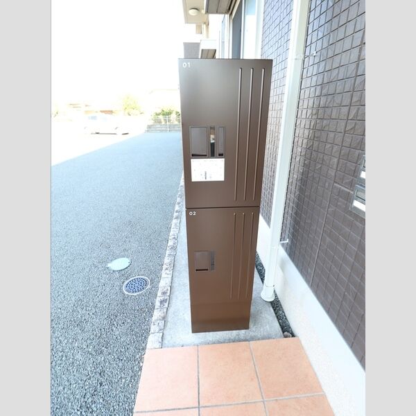 現地周辺 (宅配ボックス)