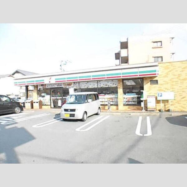 現地周辺 (セブンイレブン熊本萩原町店)