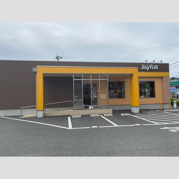 現地周辺 (ジョイフル川尻店　140m)