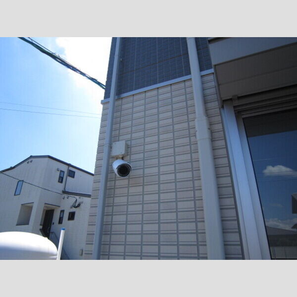 現地周辺 (外壁防犯カメラ有り)