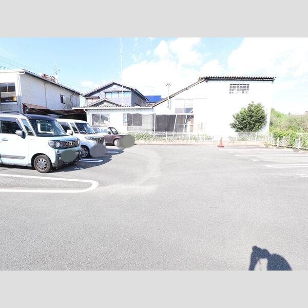 駐車場 (駐車場)