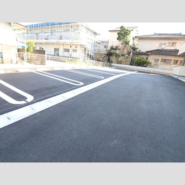 駐車場 (駐車場)