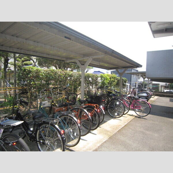 現地周辺 (サイクルポート)