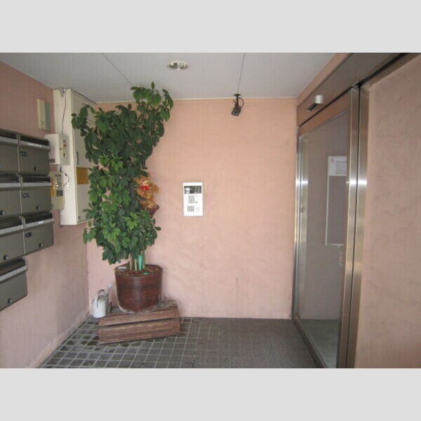 エントランス (エントランスオートロック)