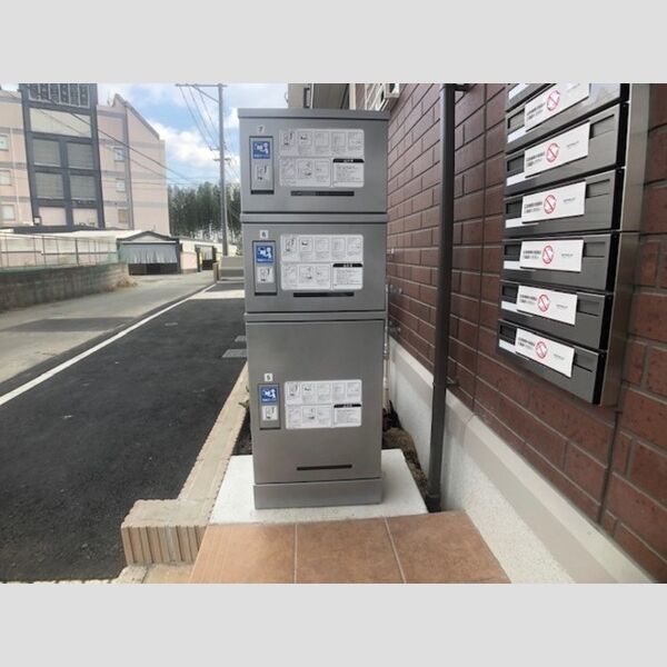 現地周辺 (宅配ボックス)