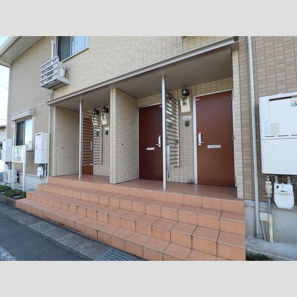 エントランス (エントランス)