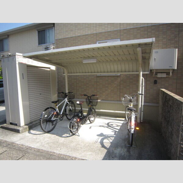 現地周辺 (サイクルポート)