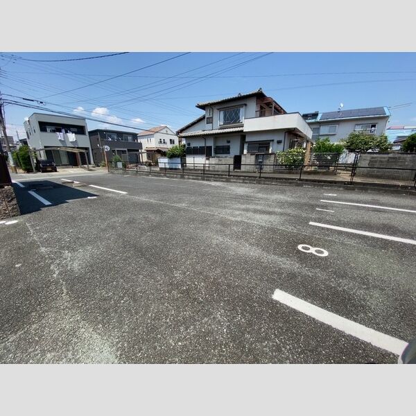駐車場 (駐車場)