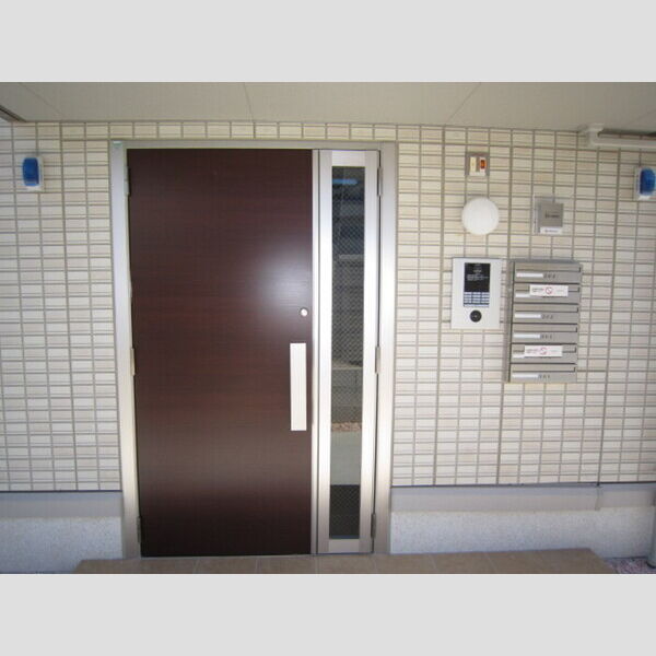 エントランス (エントランス入り口オートロック)