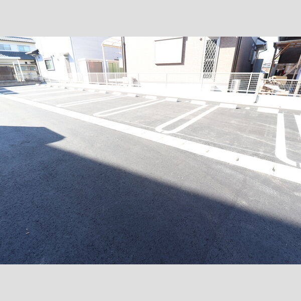 駐車場 (駐車場)