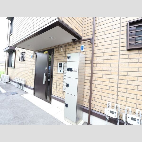 エントランス (エントランス)