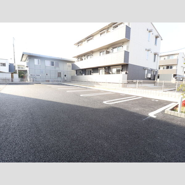 駐車場 (駐車場)