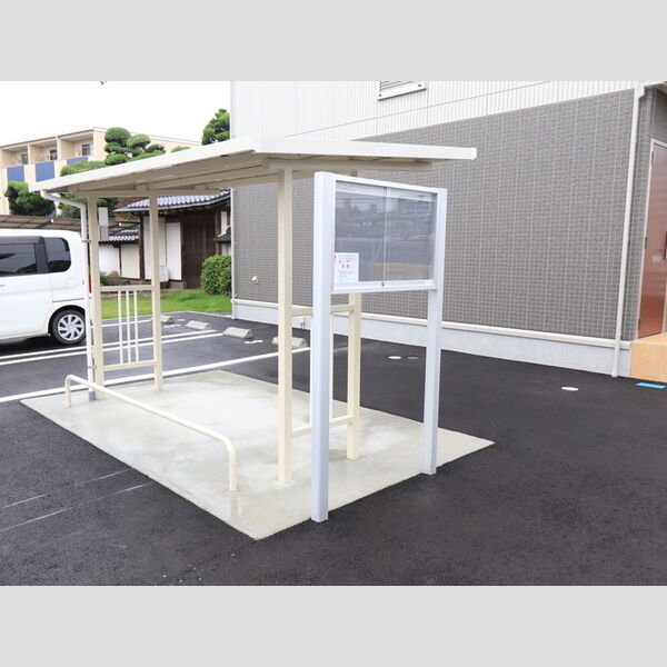 現地周辺 (サイクルポート)