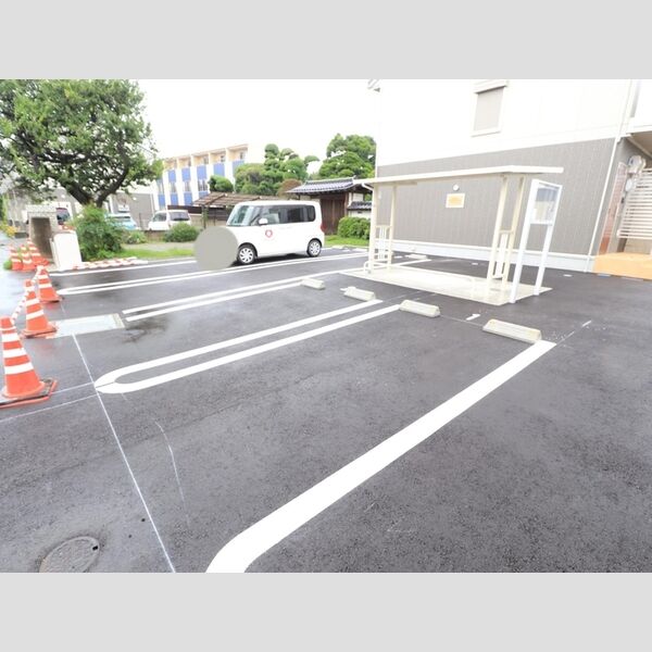 駐車場 (駐車場)