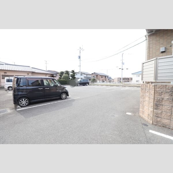 駐車場 (駐車場)