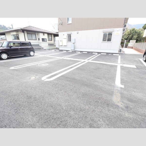 駐車場 (駐車場)