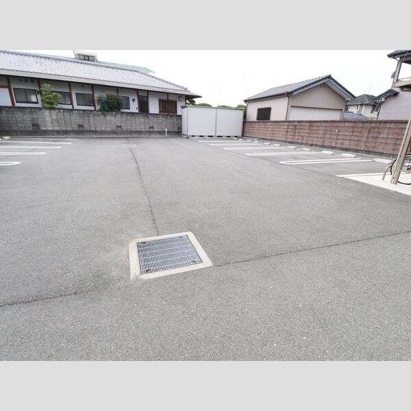 駐車場 (駐車場)