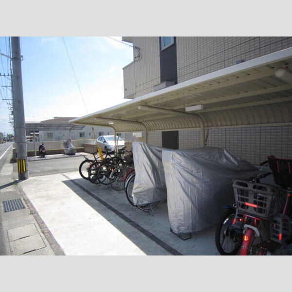 現地周辺 (サイクルポート)
