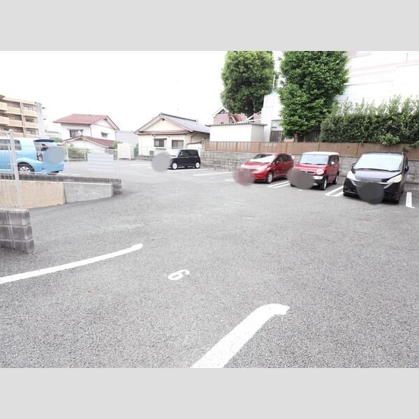 駐車場 (駐車場)