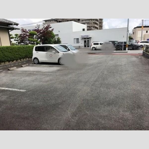 駐車場 (駐車場)