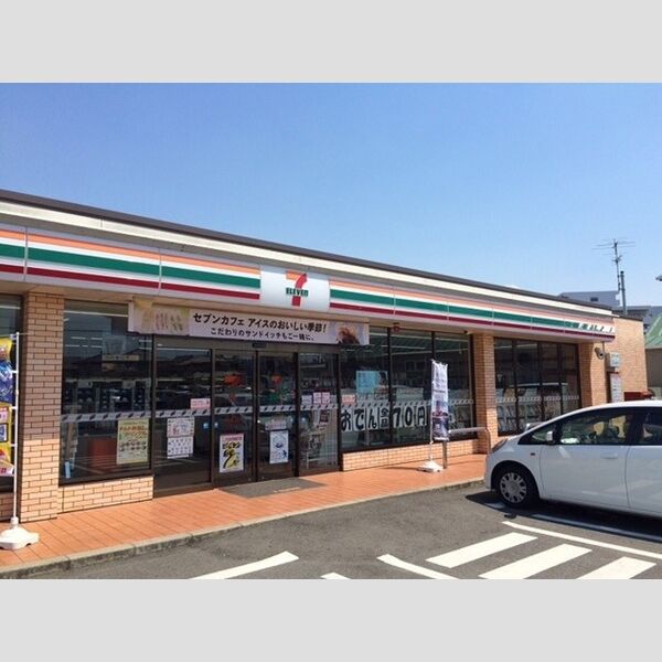 現地周辺 (セブンイレブン熊本白藤1丁目店 (573 m))