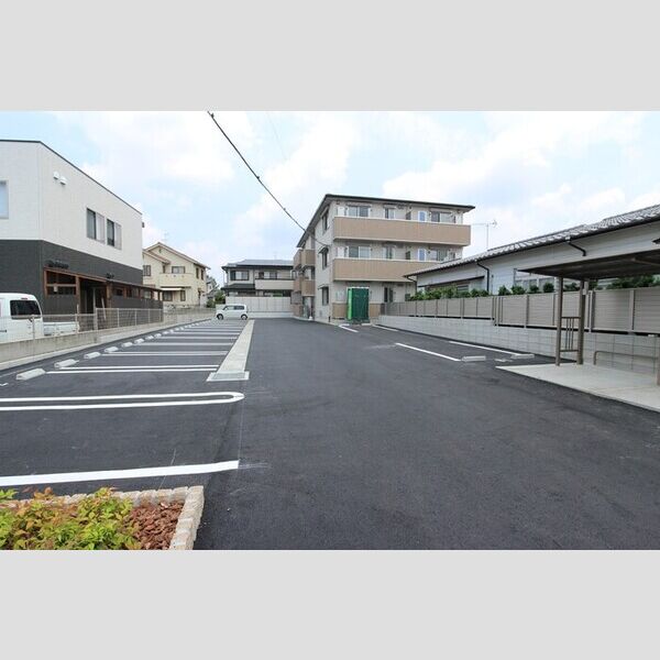 駐車場 (駐車場)