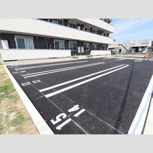 駐車場 (駐車場)