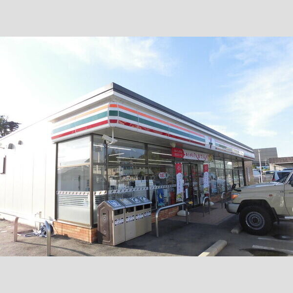 現地周辺 (セブンイレブン益城総合運動公園前店(360m))