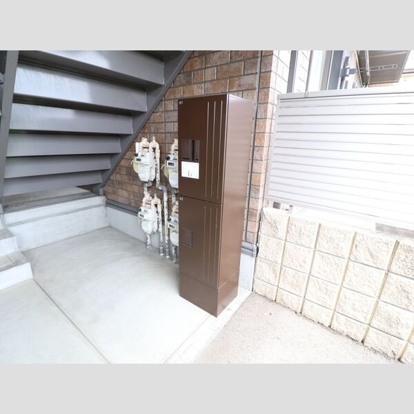 現地周辺 (宅配ボックス)