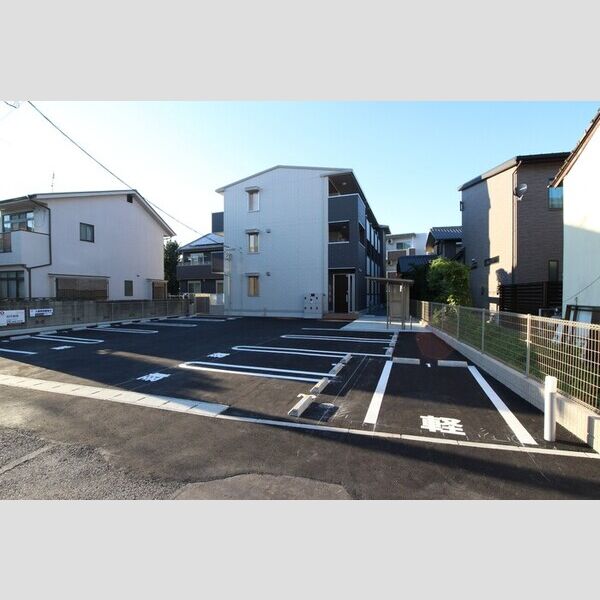 駐車場 (駐車場)