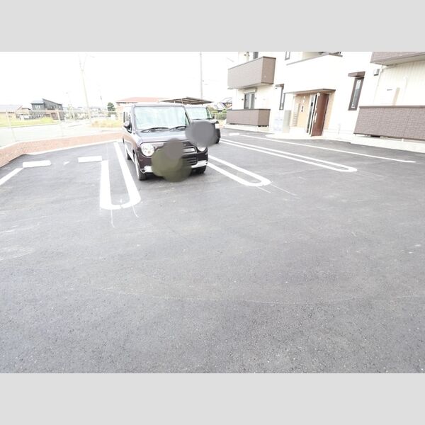 駐車場 (駐車場)