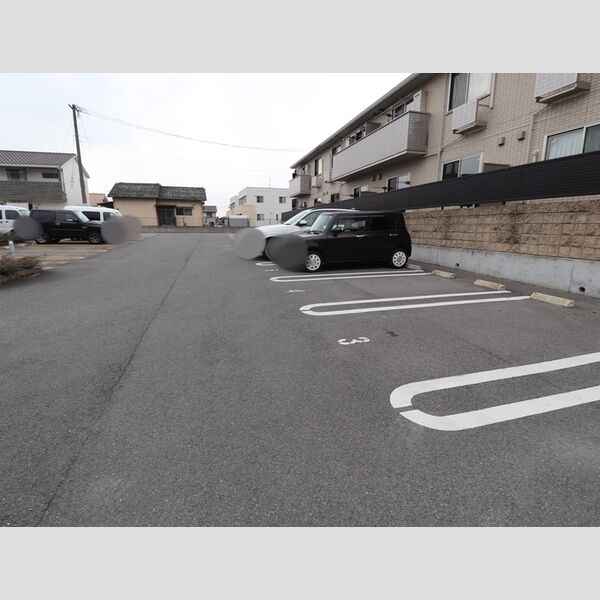 駐車場 (駐車場)