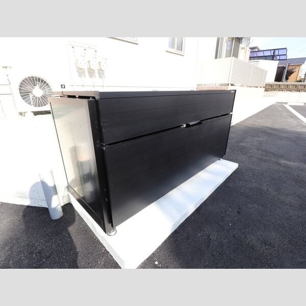 現地周辺 (ゴミ置き場)