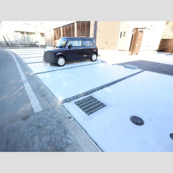 駐車場 (駐車場)