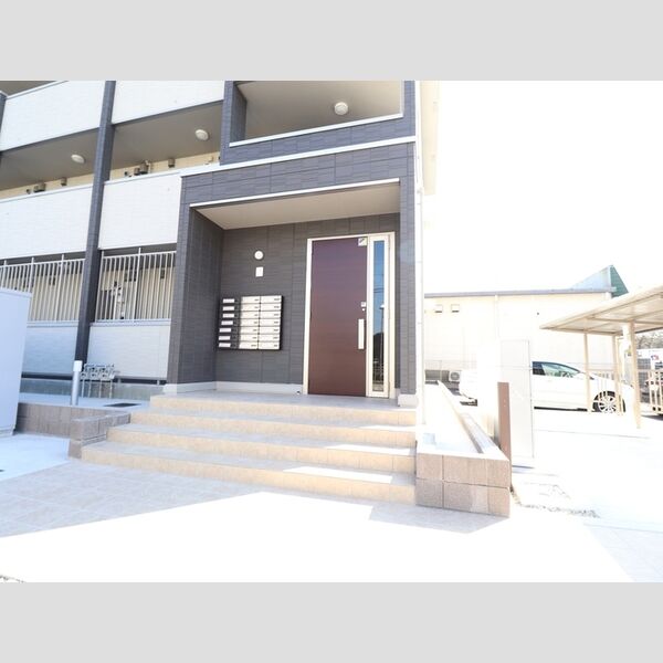 エントランス (エントランス)