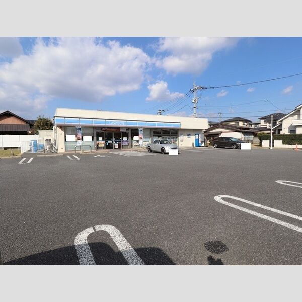 現地周辺 (ローソン熊本御領五丁目店 262m)