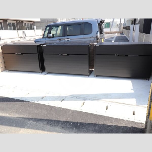 現地周辺 (ゴミ置き場)