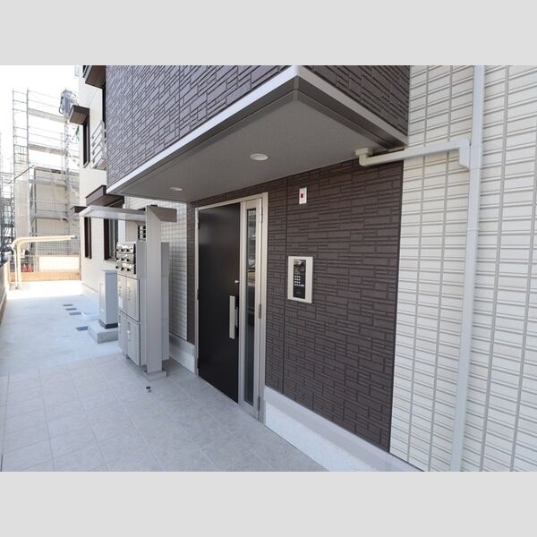 エントランス (エントランス)