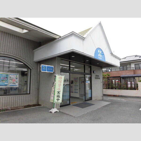 現地周辺 (肥後銀行稲荷前支店 1624m)